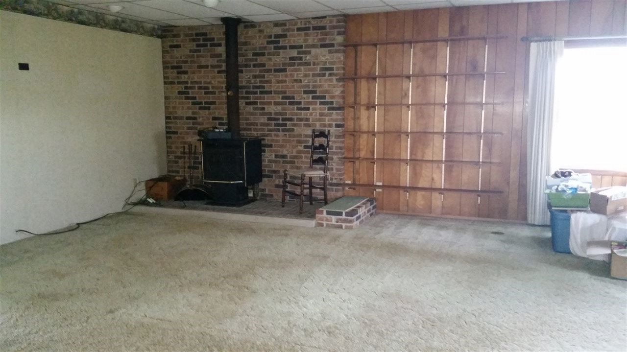 445 Gage Avenue Decatur, IN 46733 - Photo 3 of 9