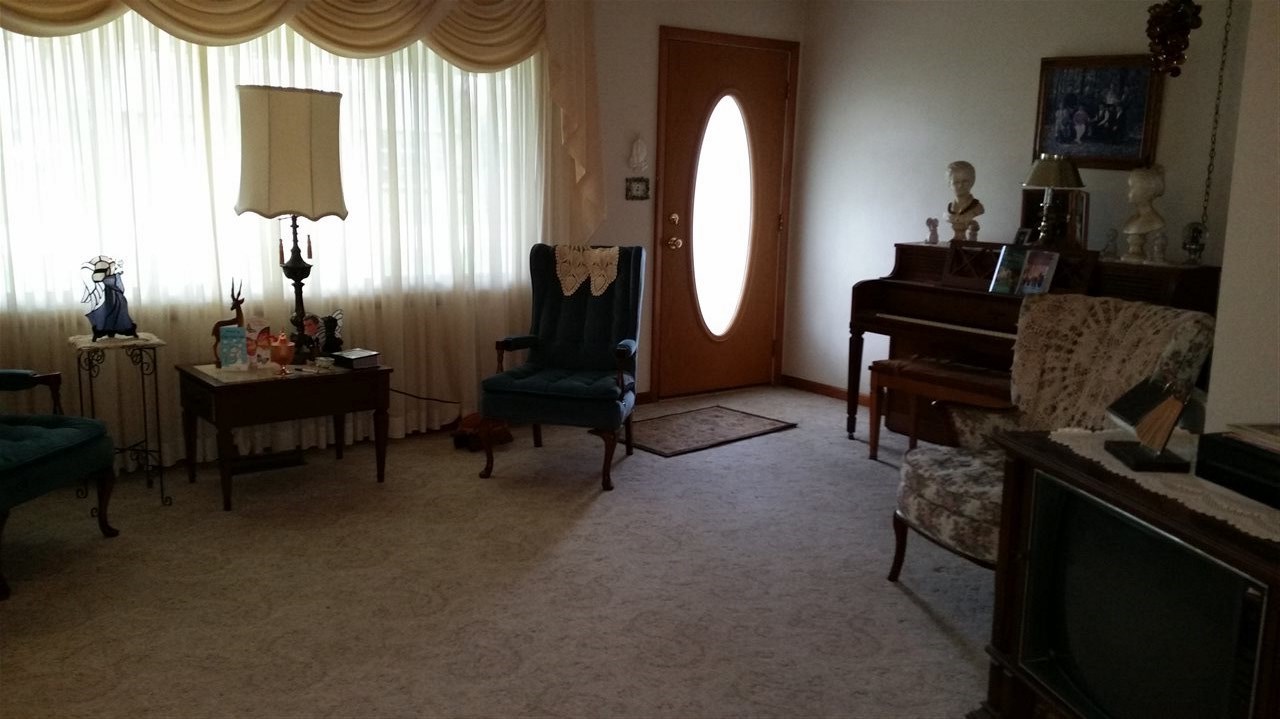 445 Gage Avenue Decatur, IN 46733 - Photo 6 of 9