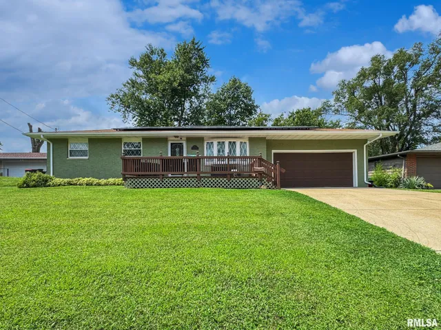 $174,900 | 1515 Norwood Avenue, Pekin, IL 61554