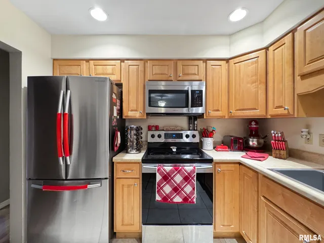 $174,900 | 1515 Norwood Avenue, Pekin, IL 61554