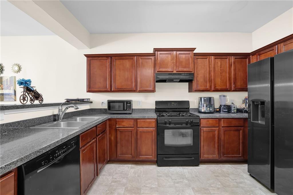 2896 O'Shields Court Southwest Marietta, GA 30060 - Photo 15 of 35