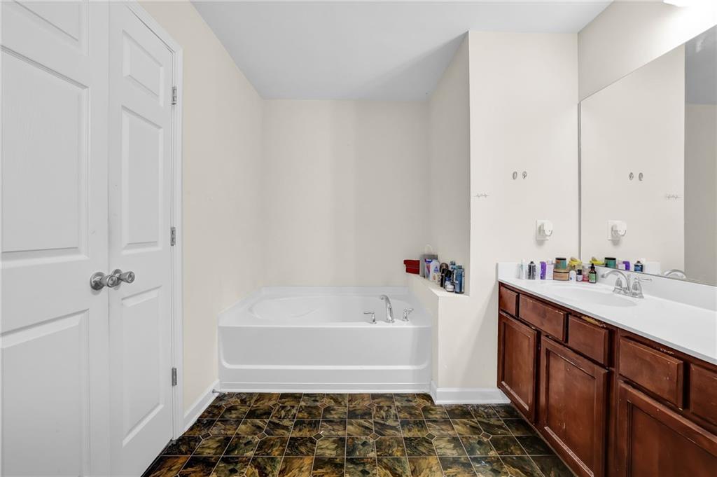 2896 O'Shields Court Southwest Marietta, GA 30060 - Photo 31 of 35