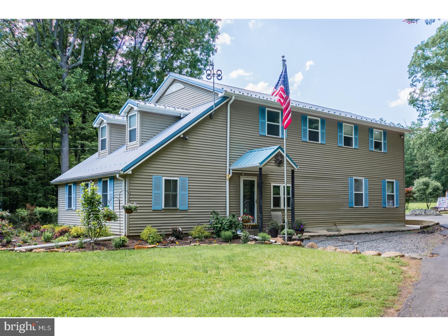 1605 Snyder Road Green Lane, PA 18054 - Photo 21 of 25 Gallery Image 21