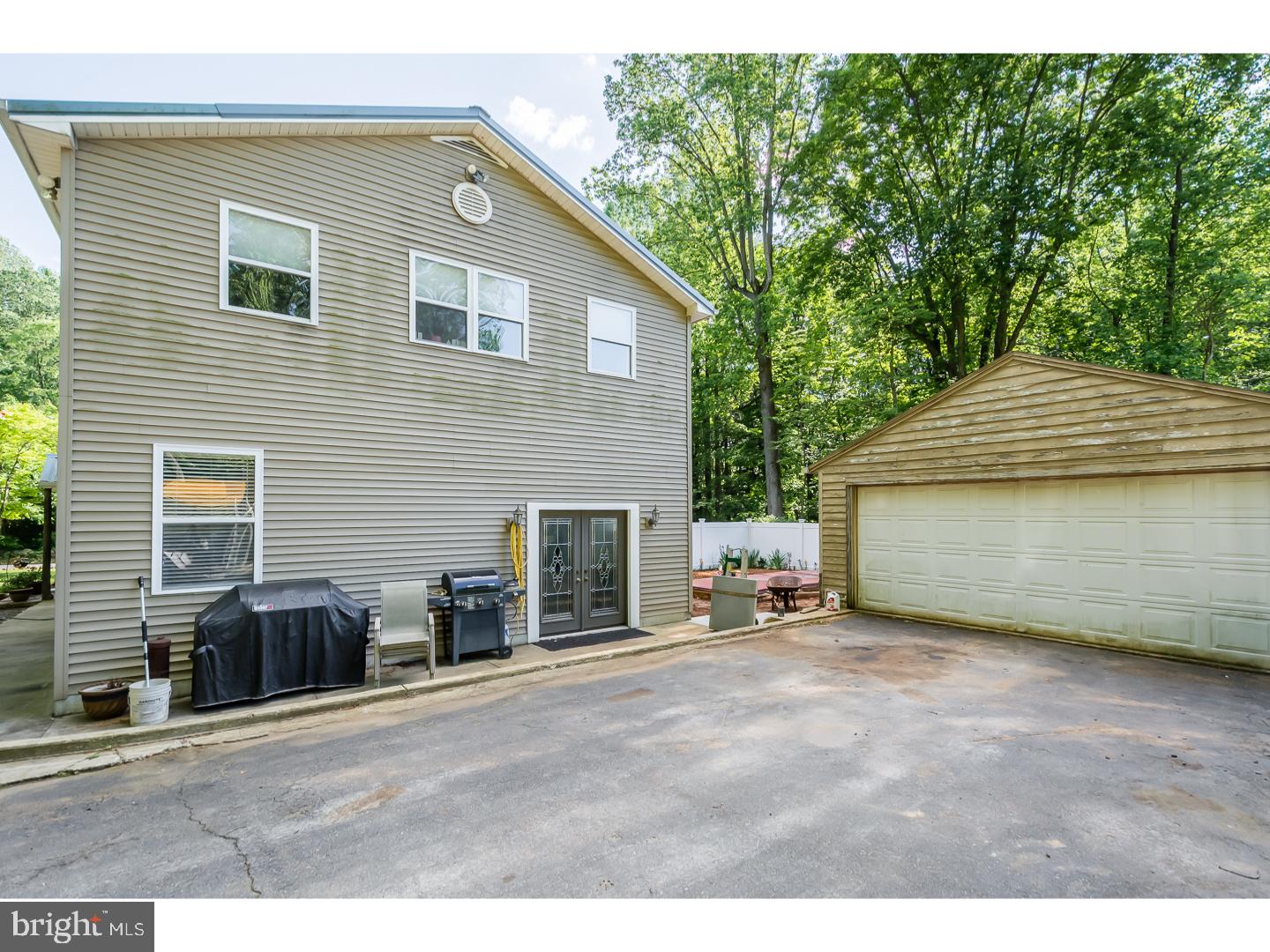 1605 Snyder Road Green Lane, PA 18054 - Photo 23 of 25 Gallery Image 23