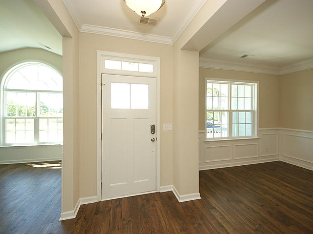 583 Pendleton Drive Moncks Corner, SC 29461 - Photo 6 of 39 Delaware Entrance