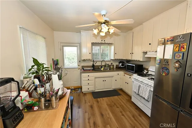 $2,600 | 17624 Los Alimos Street, Unit 1/2, Granada Hills, CA 91344