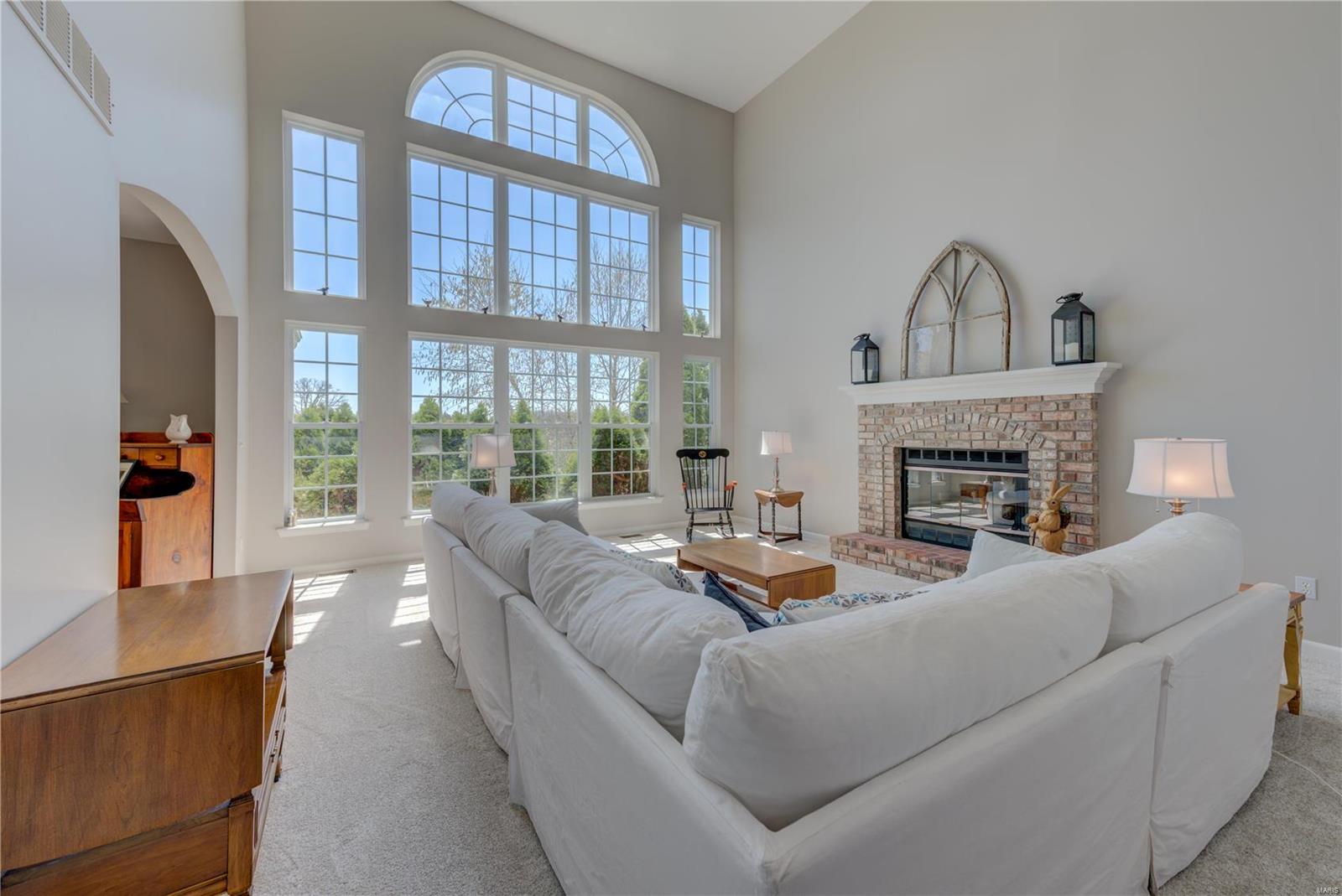 86 Aspen Ridge Court St. Peters, MO 63376 - Photo 5 of 44 Gallery Image 5