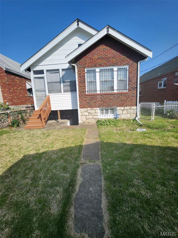 5919 Summit Avenue St. Louis, MO 63147 - Photo 4 of 4