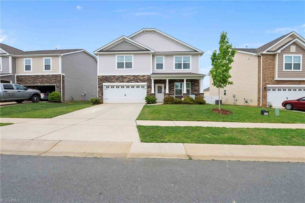 378 Sapphire Road Burlington, NC 27215 - Photo 1 of 41 Gallery Image 1