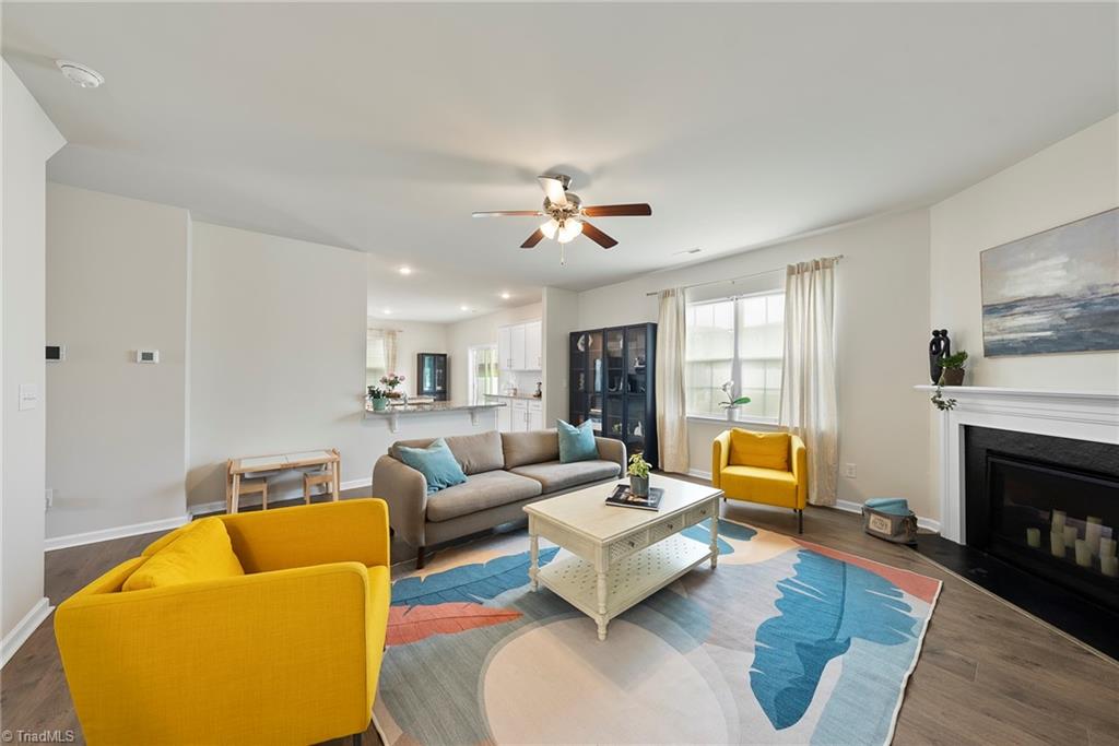 378 Sapphire Road Burlington, NC 27215 - Photo 11 of 41 Gallery Image 11