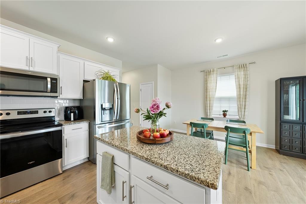 378 Sapphire Road Burlington, NC 27215 - Photo 12 of 41 Gallery Image 12