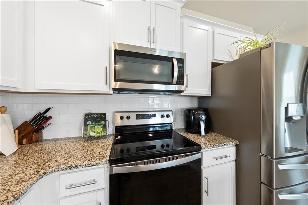 378 Sapphire Road Burlington, NC 27215 - Photo 14 of 41 Gallery Image 14