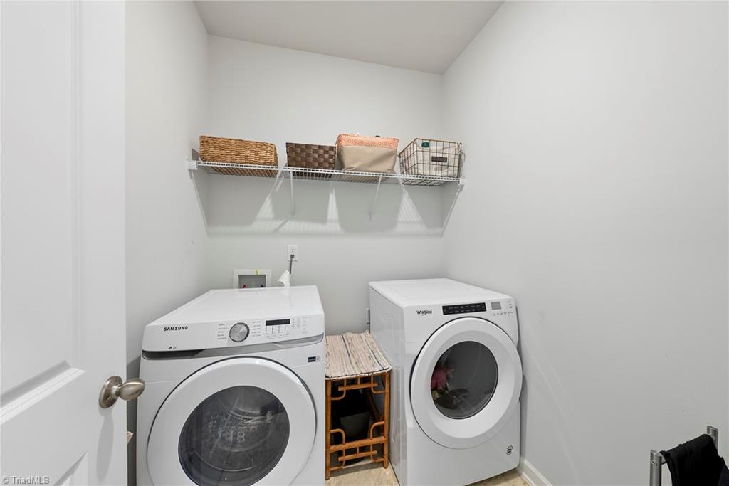 378 Sapphire Road Burlington, NC 27215 - Photo 19 of 41 Gallery Image 19