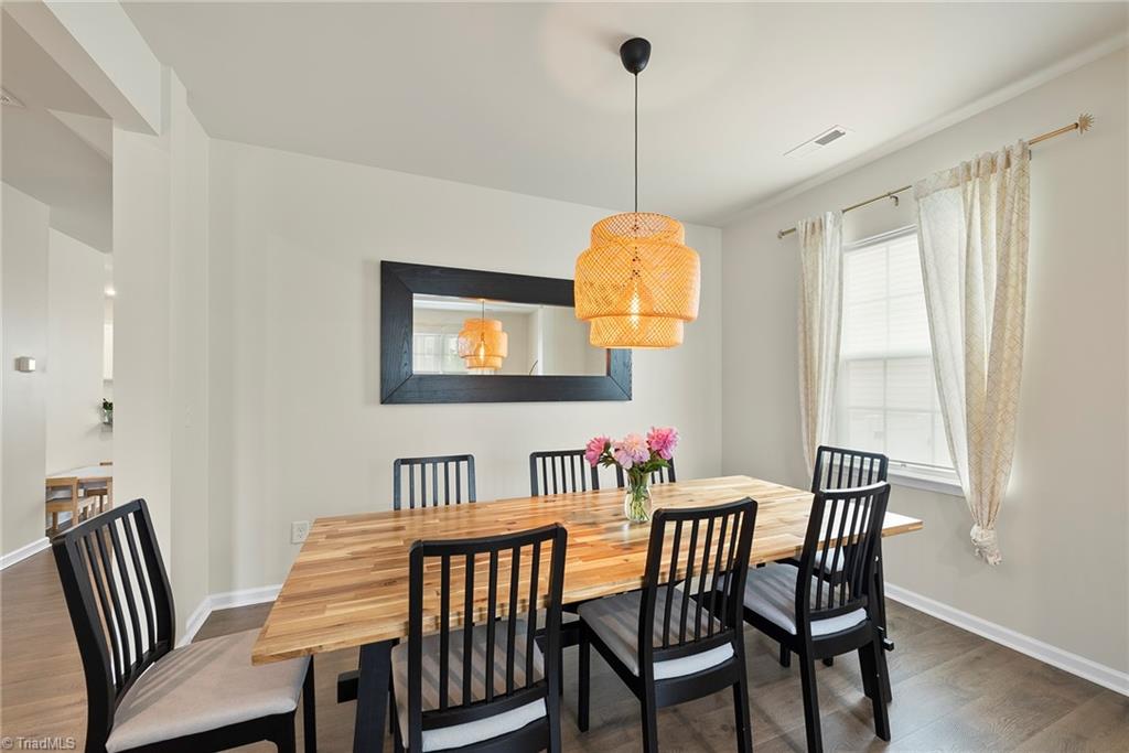 378 Sapphire Road Burlington, NC 27215 - Photo 5 of 41 Gallery Image 5