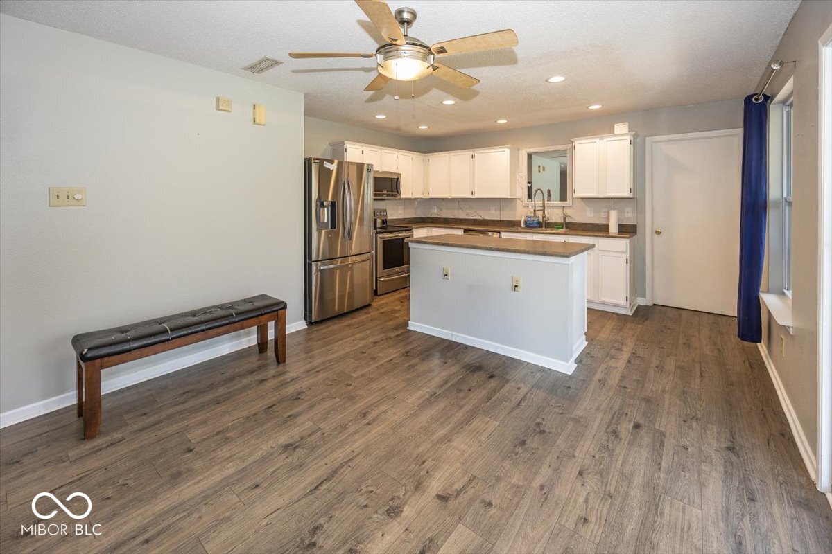 9157 Harrison Run Place Indianapolis, IN 46256 - Photo 12 of 29