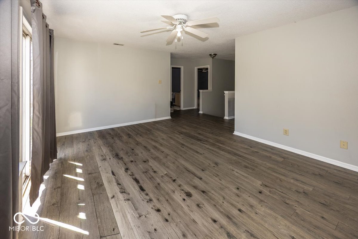 9157 Harrison Run Place Indianapolis, IN 46256 - Photo 18 of 29