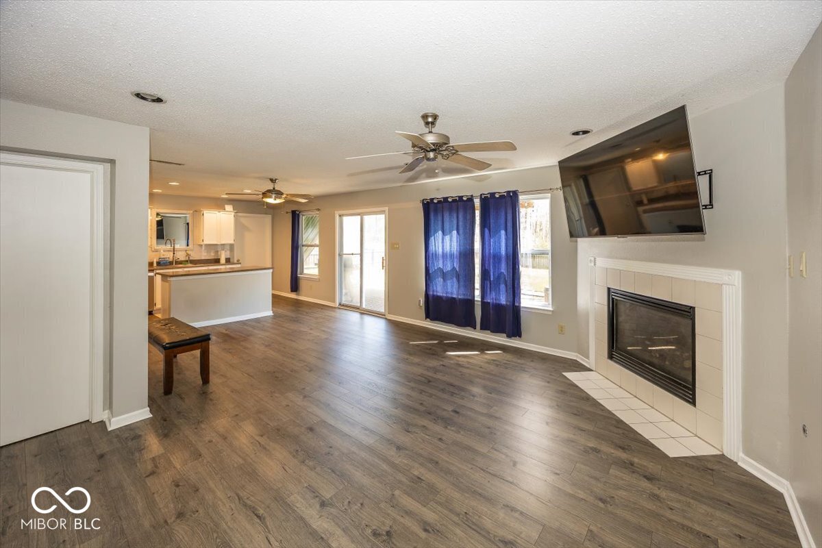9157 Harrison Run Place Indianapolis, IN 46256 - Photo 10 of 29