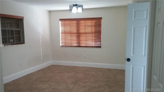 $3,900 | 17050 Northwest 81st Avenue, Unit 17050, Hialeah, FL 33015