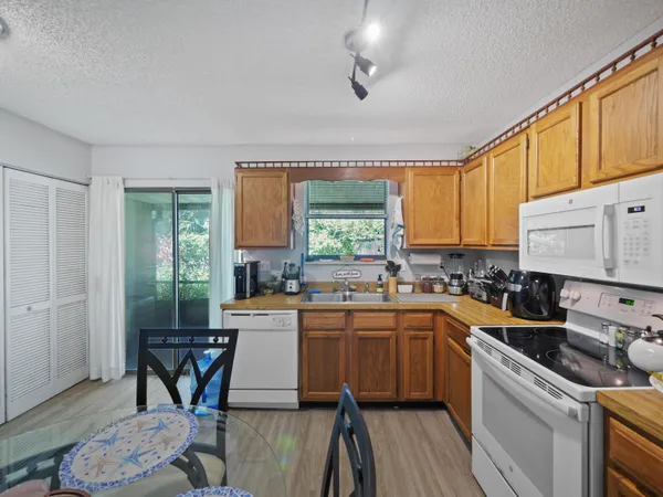 $1,750 | 620 Bowers Lane, St. Augustine Beach, FL 32080