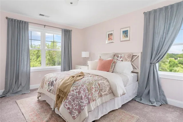 $1,198,870 | 8 Ashton Court, Cranston, RI 02921