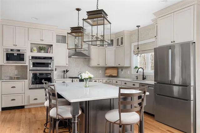 $1,198,870 | 8 Ashton Court, Cranston, RI 02921