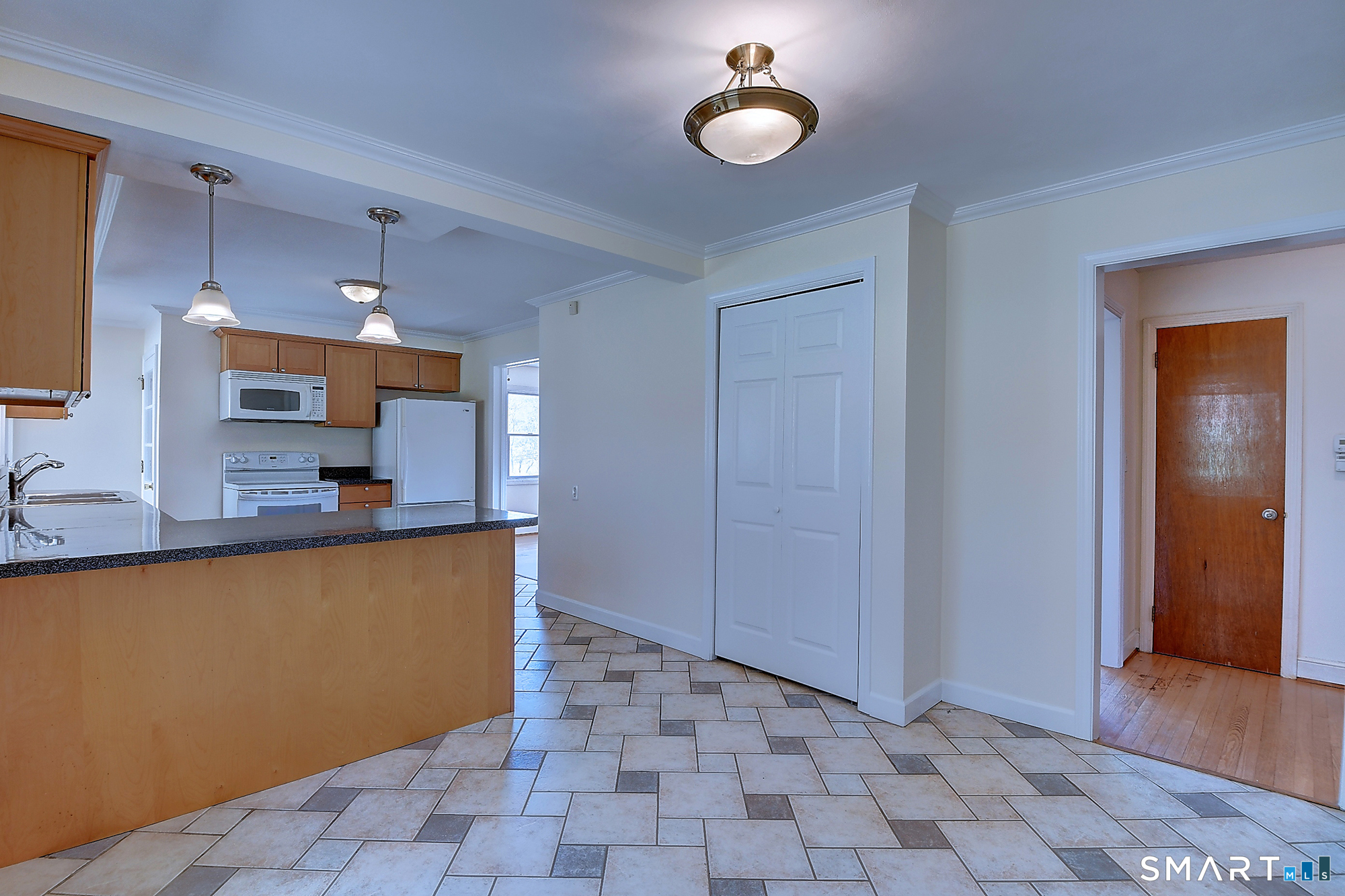 162 Loehr Road Tolland, CT 06084 - Photo 4 of 38