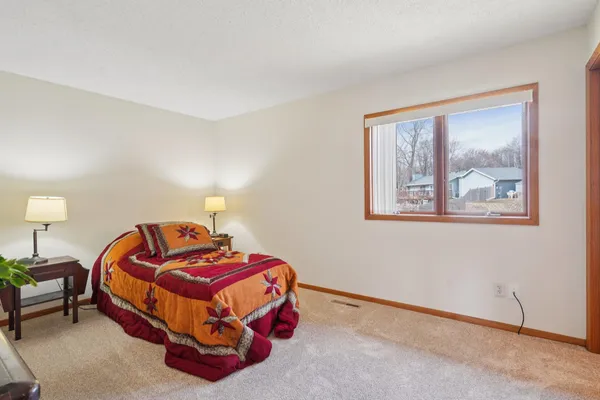 $415,000 | 4467 Lynx Court, Eagan, MN 55123