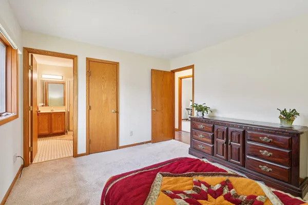 $415,000 | 4467 Lynx Court, Eagan, MN 55123