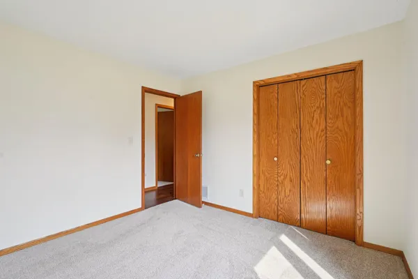 $415,000 | 4467 Lynx Court, Eagan, MN 55123