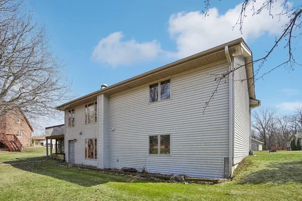 $415,000 | 4467 Lynx Court, Eagan, MN 55123