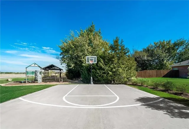 $1,950 | 1613 White Mountain Way, Princeton, TX 75407