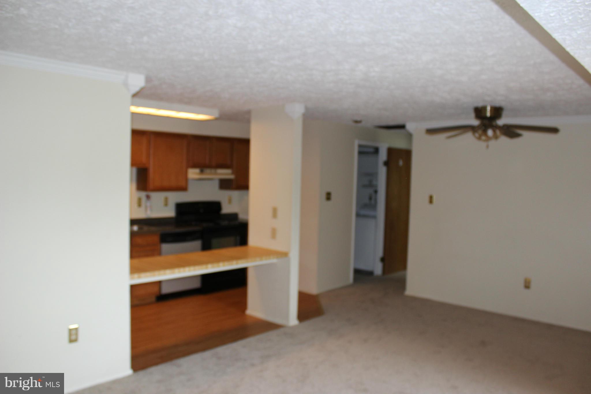 501 Heather Ridge Drive, Unit 8H Frederick, MD 21702 - Photo 7 of 10 Family Room