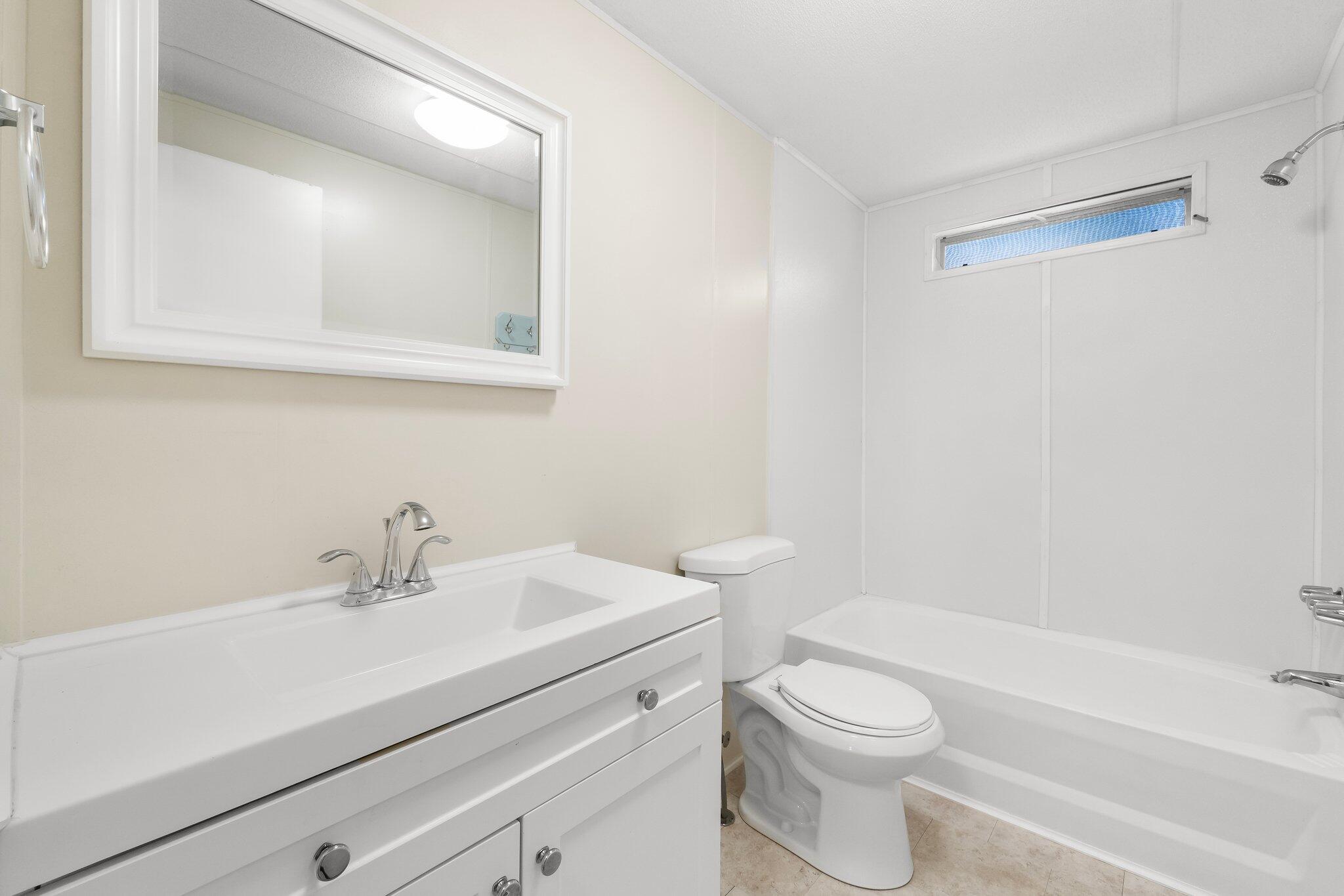 60 Cypress Pond Road Santa Rosa Beach, FL 32459 - Photo 16 of 39 Hall/Shared Bathroom