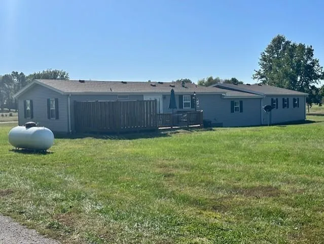 $275,000 | 17239 East Quail Road, Nevada, MO 64772