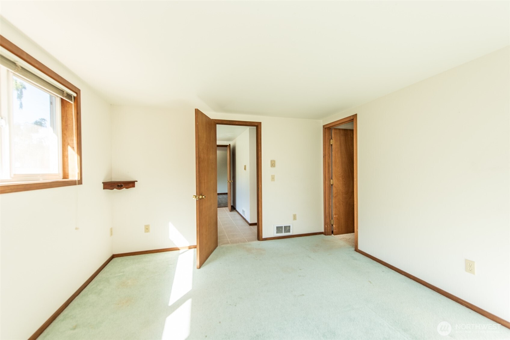 72 Skunk Hollow Road Sequim, WA 98382 - Photo 19 of 40 a view of an empty room