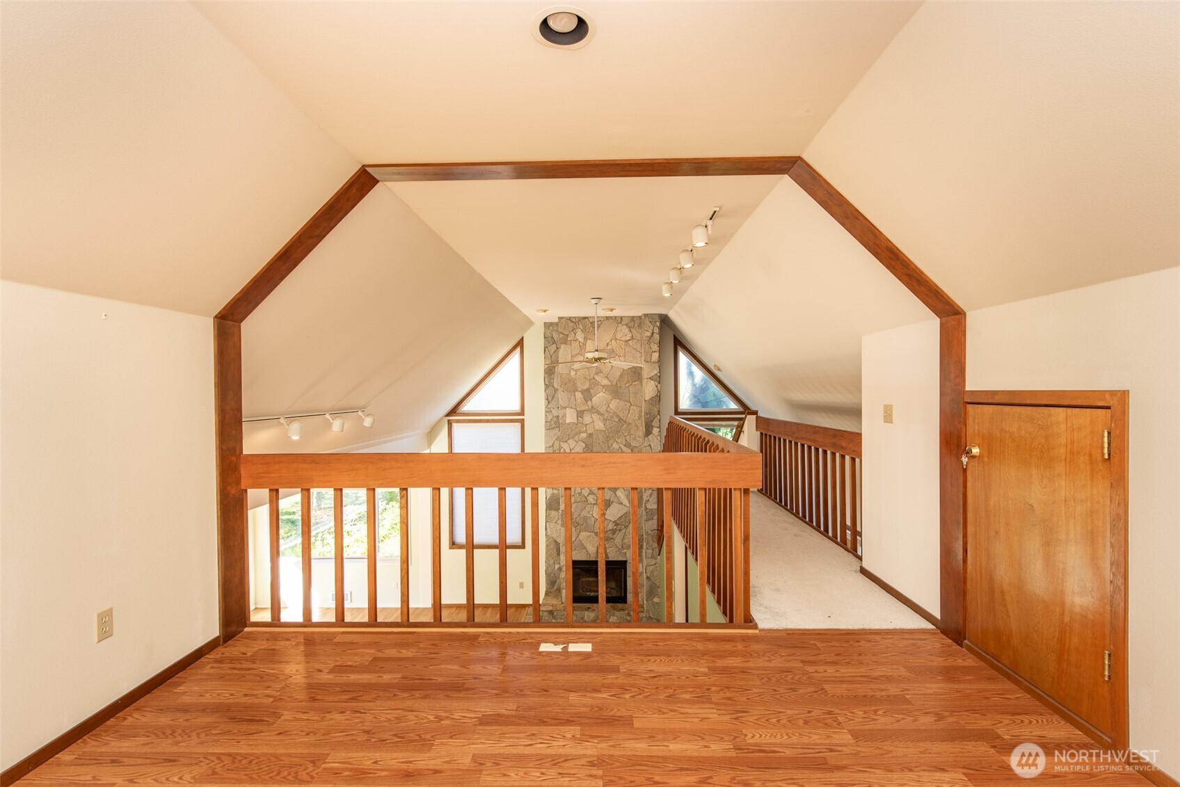 72 Skunk Hollow Road Sequim, WA 98382 - Photo 20 of 40 a view of an entryway