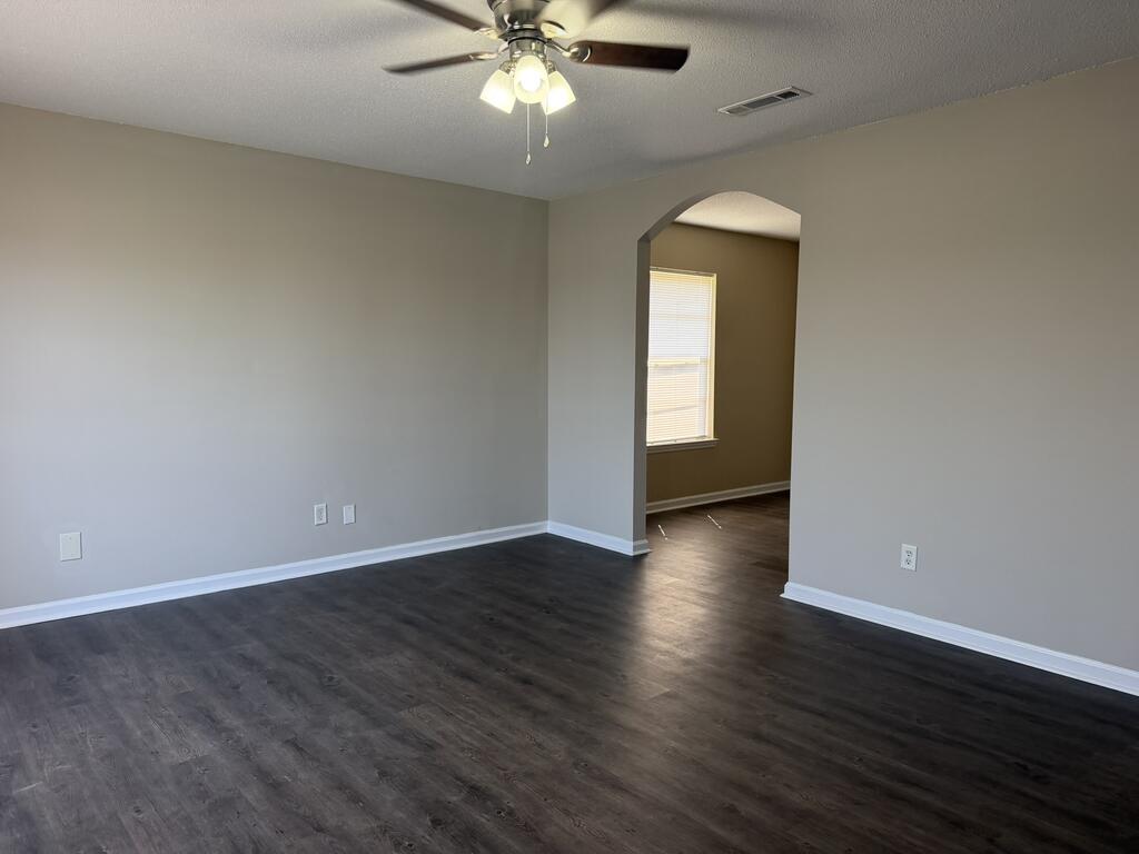 2103 Flynn Road Dothan, AL 36303 - Photo 3 of 25 Gallery Image 3