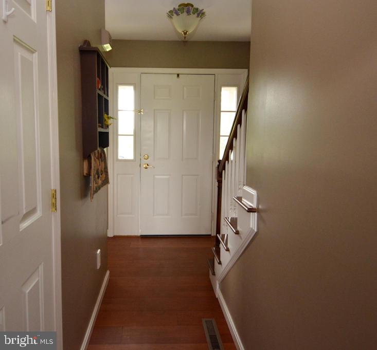 235 Friends Road Nottingham, PA 19362 - Photo 3 of 33