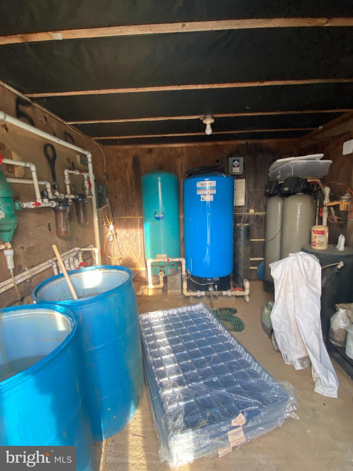 27160 Cash Corner Road Crisfield, MD 21817 - Photo 10 of 62 .pump room