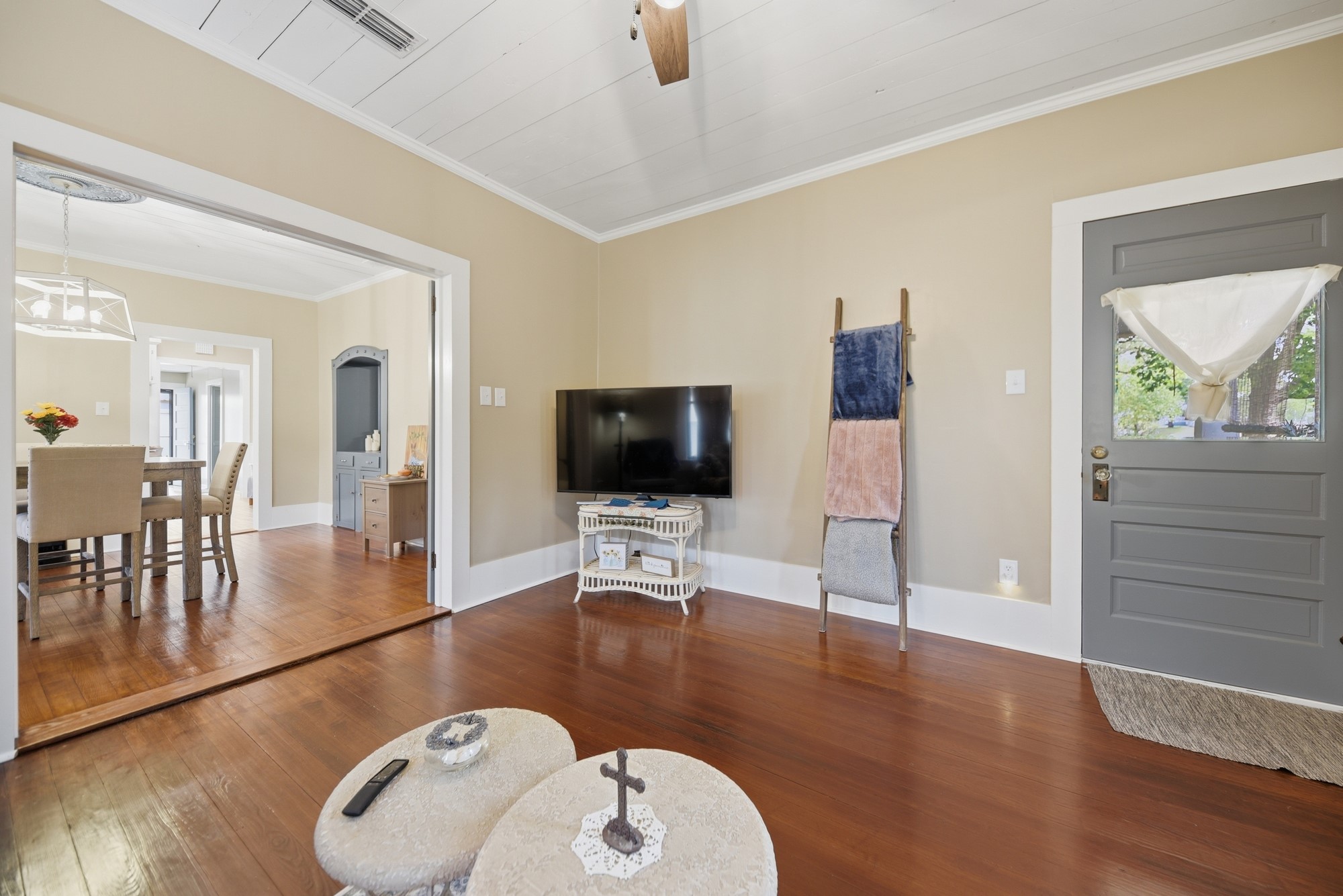 1501 South Austin Street Brenham, TX 77833 - Photo 20 of 36 a living room with furniture and a flat screen tv