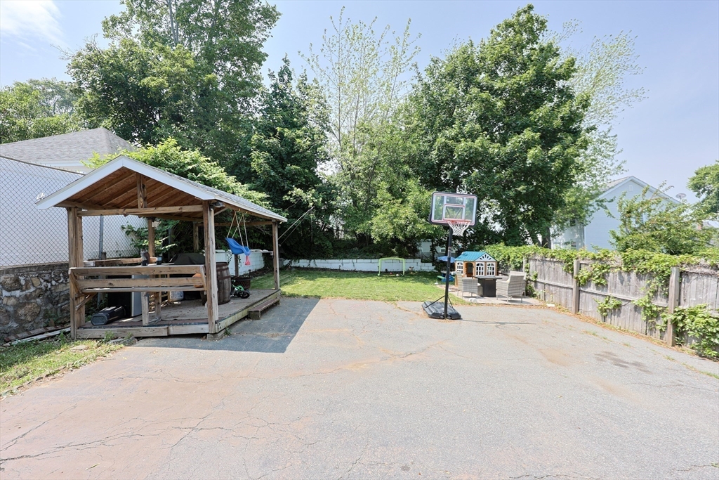 35 Allen Avenue Lynn, MA 01902 - Photo 27 of 31