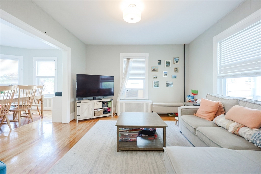 35 Allen Avenue Lynn, MA 01902 - Photo 6 of 31