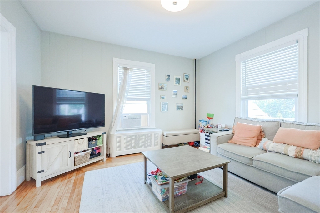 35 Allen Avenue Lynn, MA 01902 - Photo 7 of 31