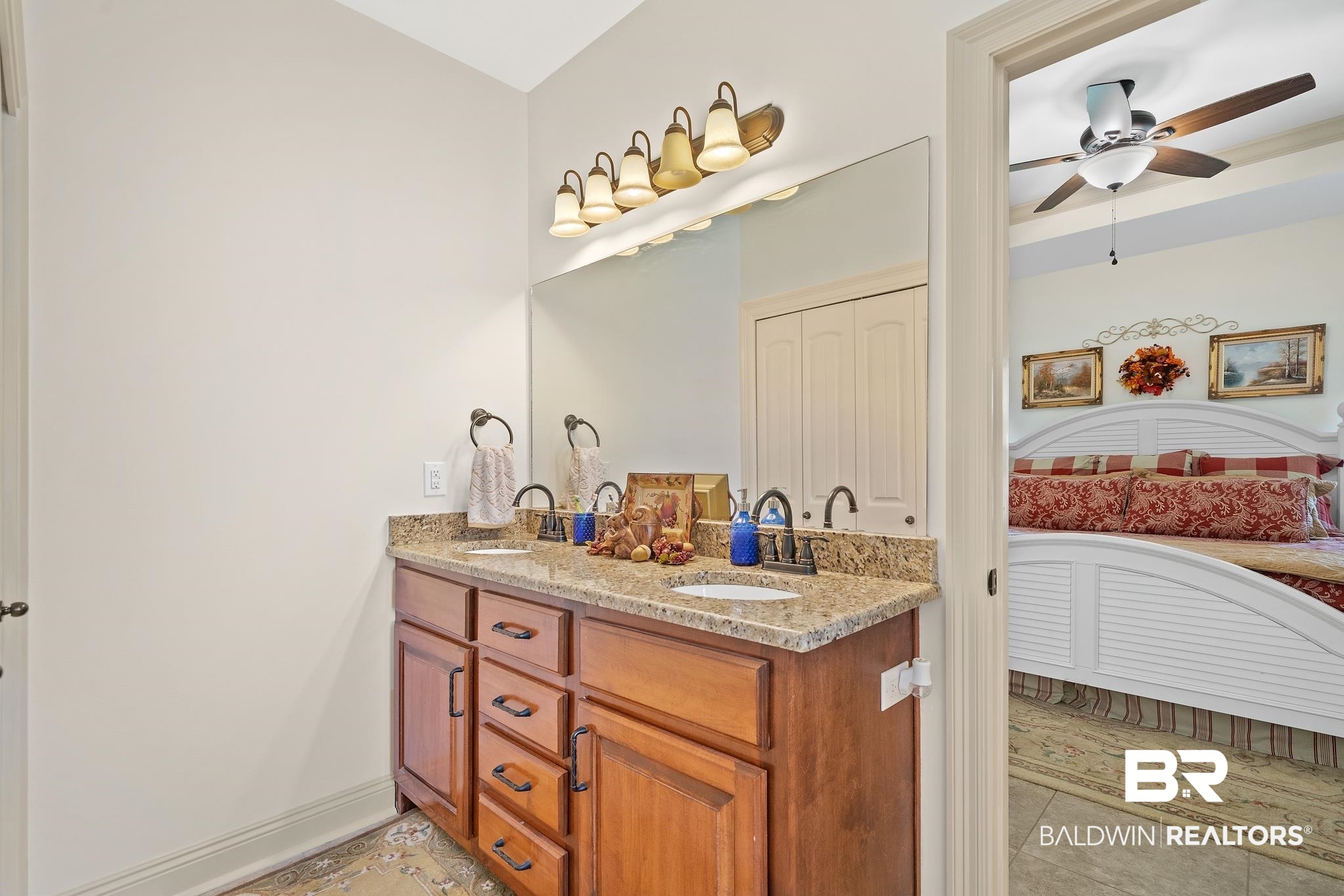 22665 Nana Loop West Silverhill, AL 36576 - Photo 18 of 25 Primary Bath