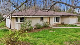 6731 South 111th Street Franklin, WI 53132 - Photo 1 of 1 zLV2QRvw