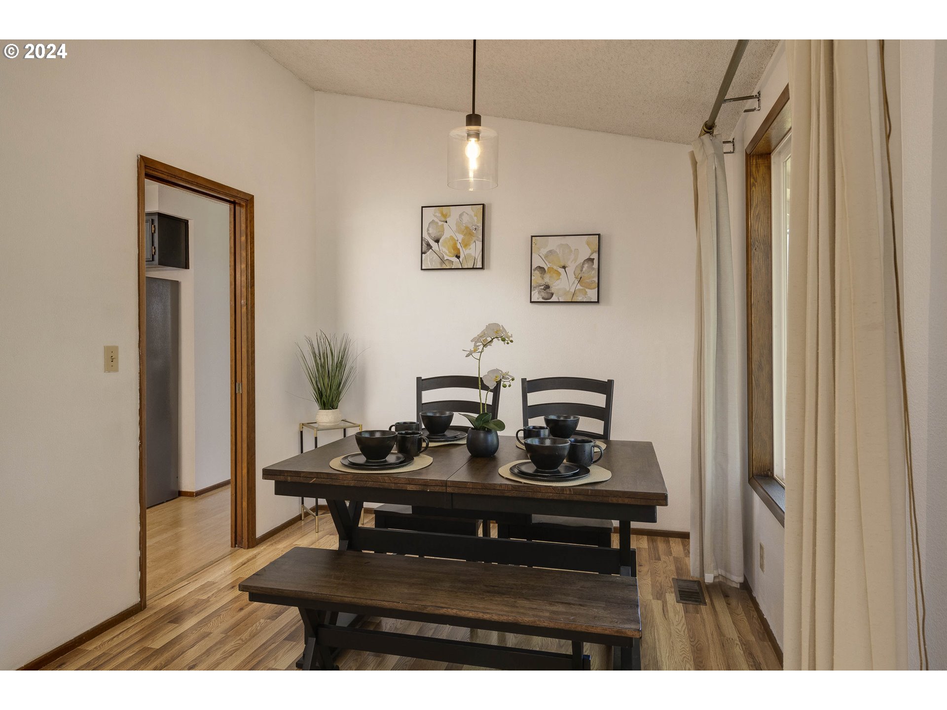 2466 Erin Way Eugene, OR 97408 - Photo 11 of 31 a living room with furniture and wooden floor