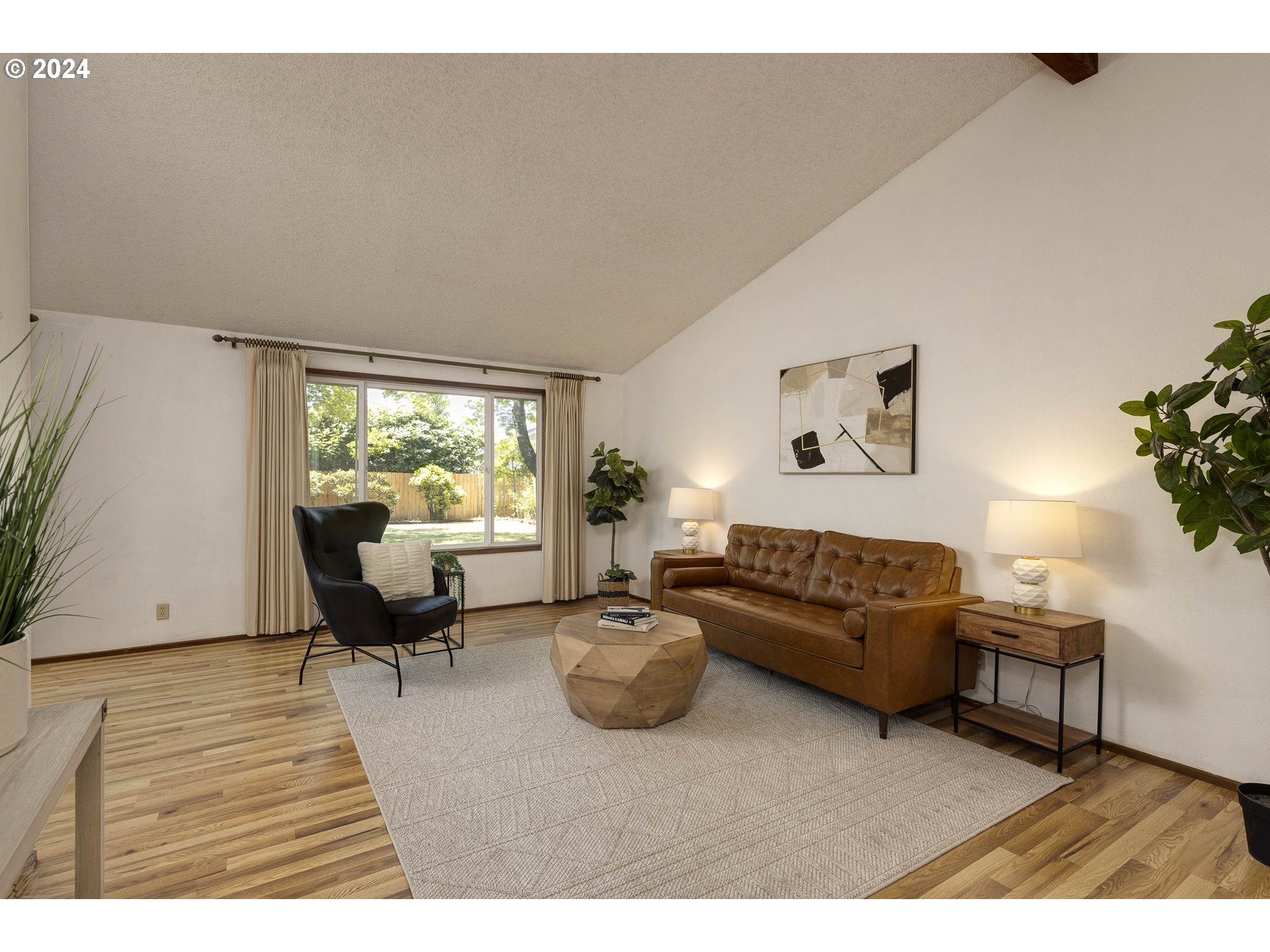 2466 Erin Way Eugene, OR 97408 - Photo 5 of 31 a living room with furniture and a window