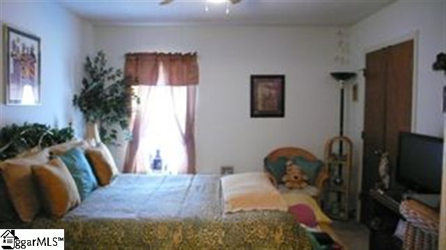 3b Retriever Lane Greenville, SC 29607 - Photo 4 of 12 Gallery Image 4