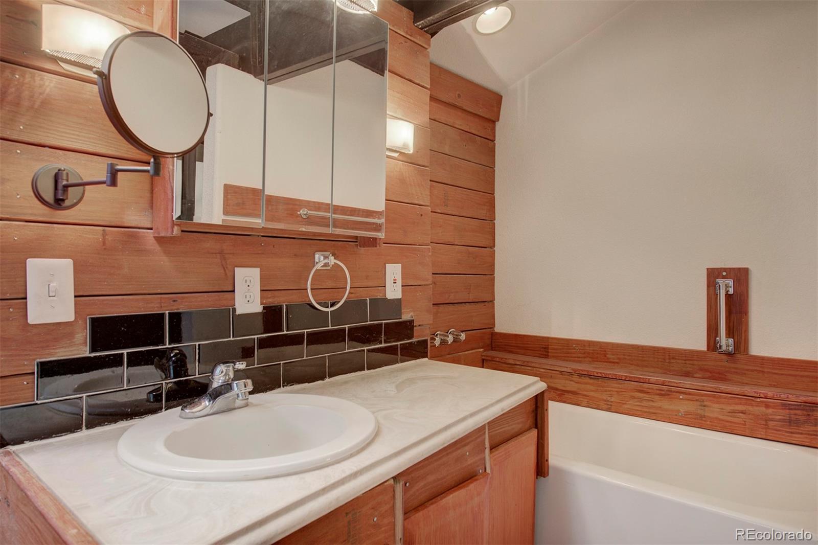 47 Debra Ann Road Golden, CO 80403 - Photo 19 of 40 Gallery Image 19