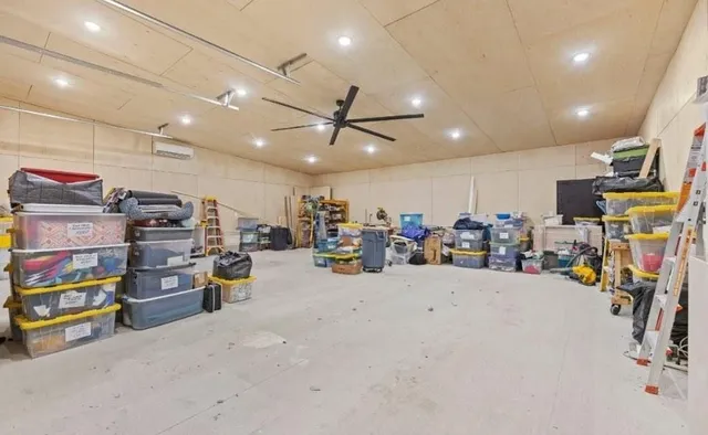 $698,000 | 1371 1300th Street, Iola, KS 66749